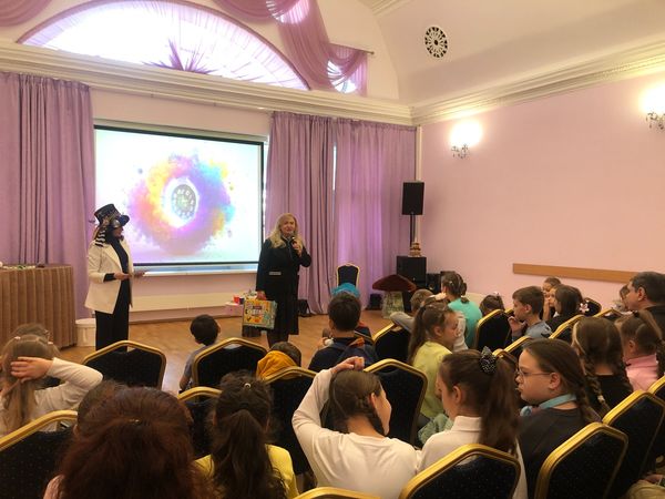 Игровая программа «Светить всегда, светить везде»